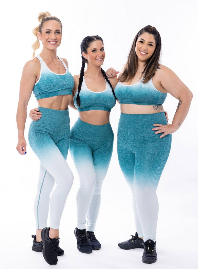 Group photo in Melissa Palm Blue set